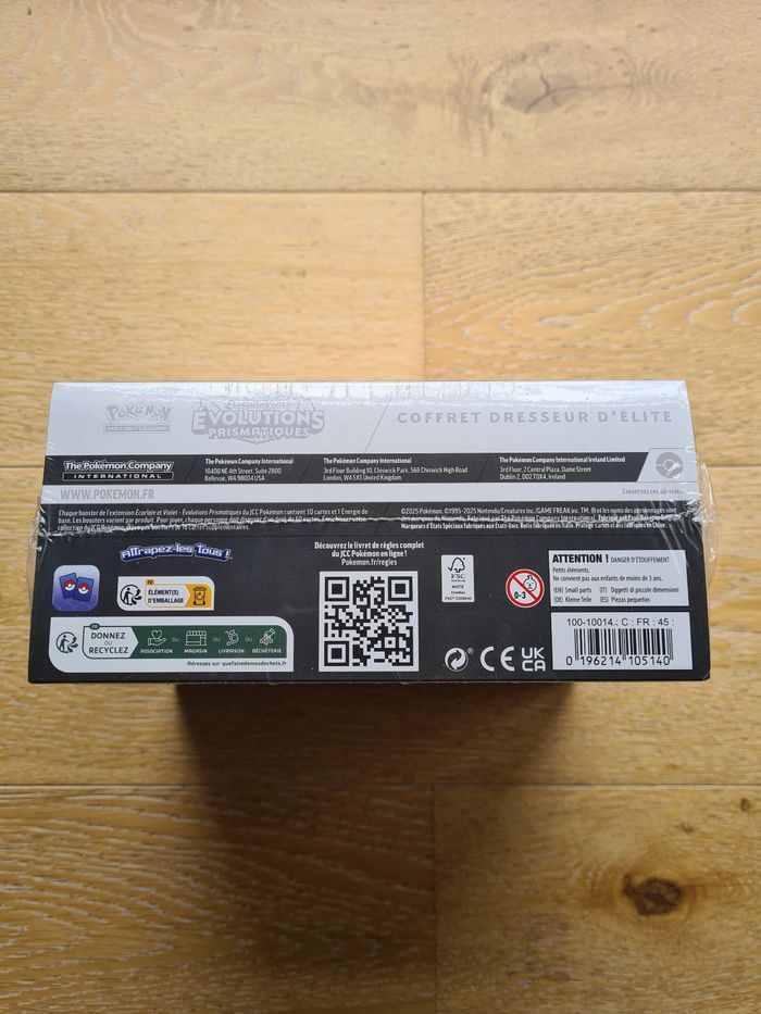 ETB - Pokémon Évolution Prismatique EV8.5 !! - photo numéro 6
