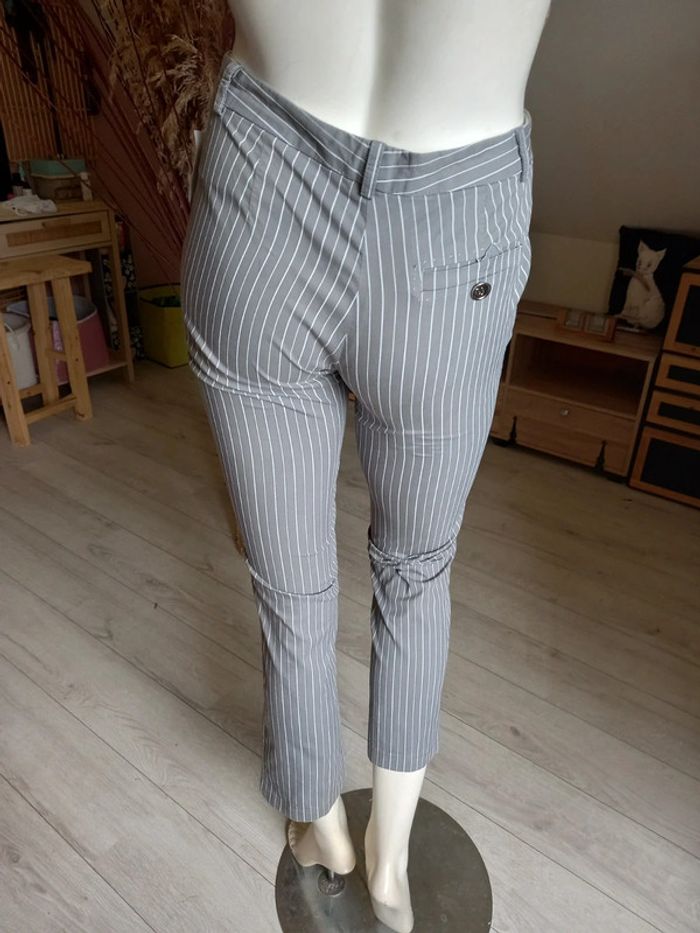 Pantalon gris rayé blanc Taille 36 Neuf - photo numéro 5