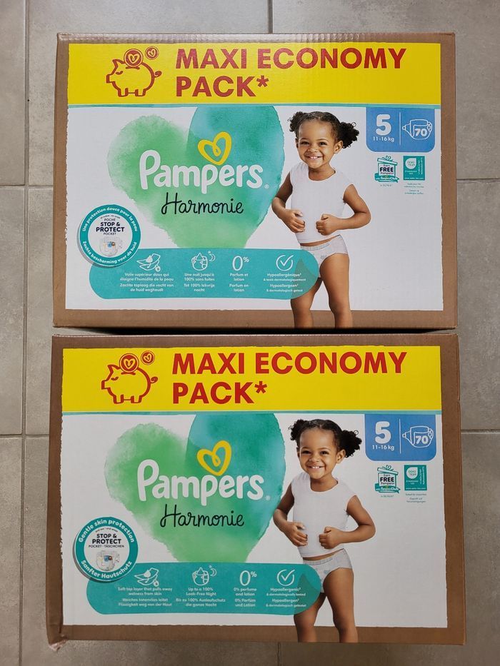 2 cartons de couches pampers harmonie taille 5