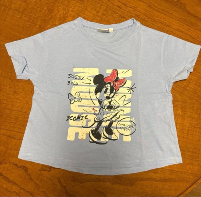 T-shirt fille Disney taille 6 ans