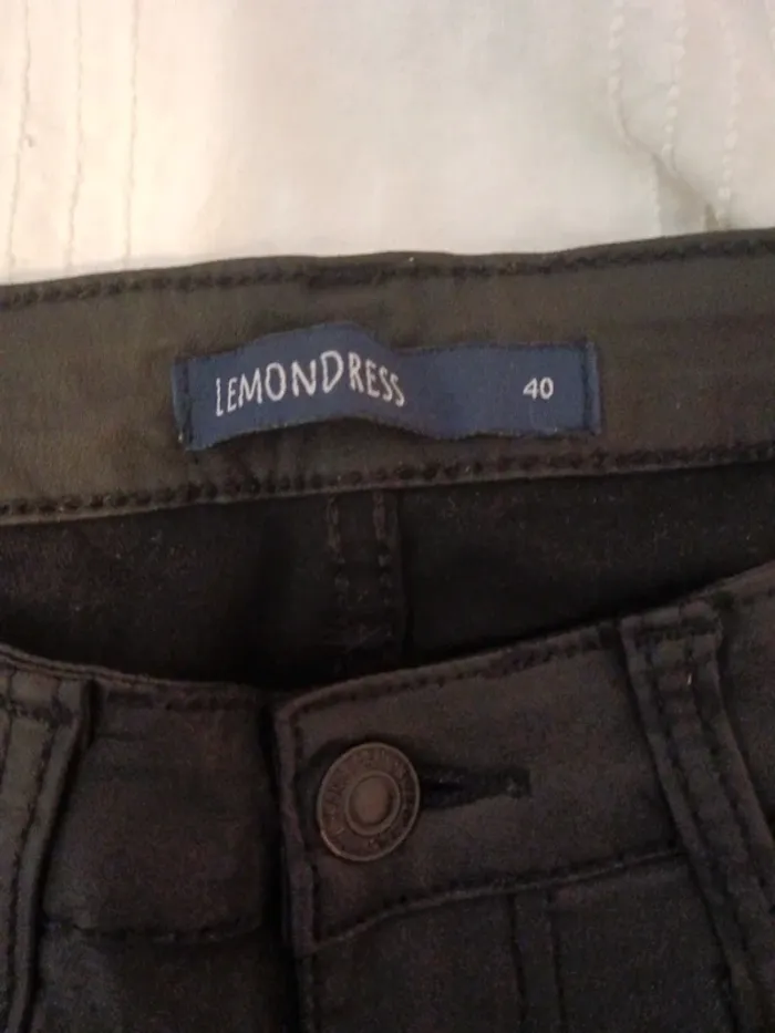 Pantalon noir - photo numéro 2