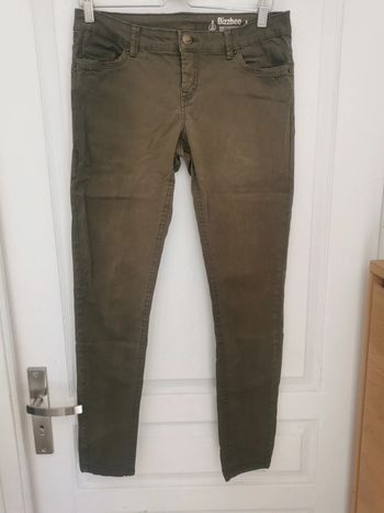 Pantalon slim kaki taille 40 bizzbee