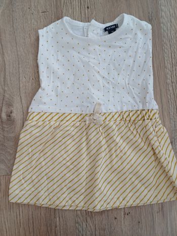 Robe kiabi 9 mois blanche et jaune doré