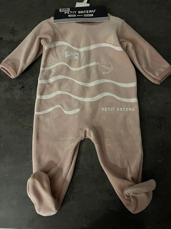 Pyjama petit bateau (12 mois).