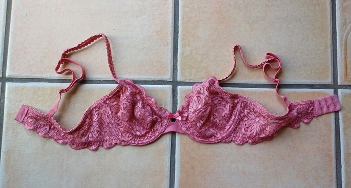 Soutien-gorge 85A Rouge-gorge