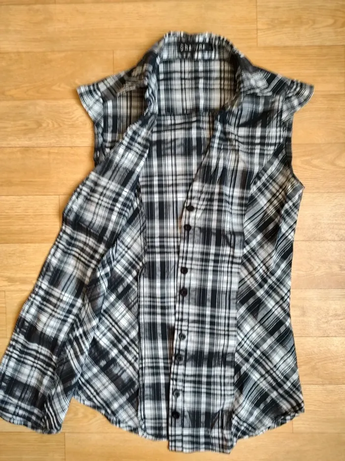 Chemise à carreaux noir/blanc T. 36/38 - photo numéro 3