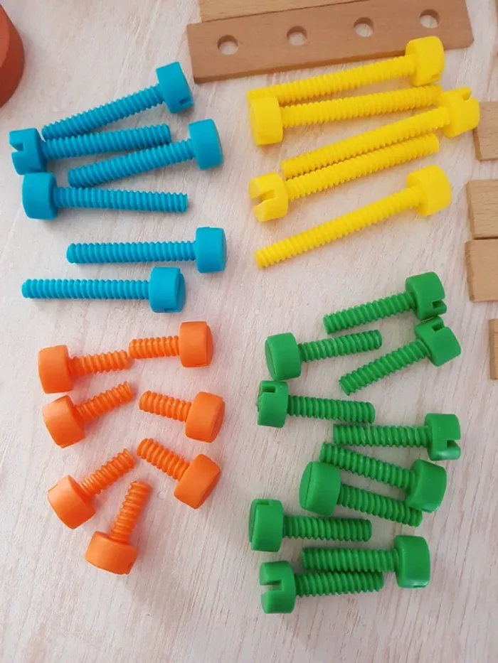 Jeu de construction à visser en bois - photo numéro 14