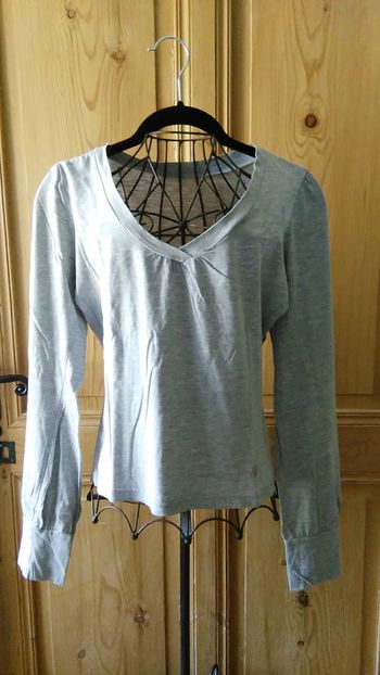 T-shirt gris chiné manches longues