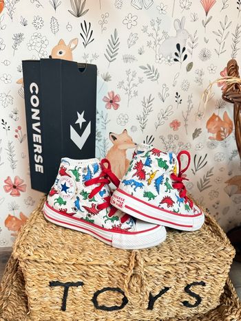 Converse dinosaure 
