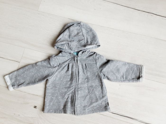 Vêtement bébé fille gilet gris points rose Obaïbi 23 mois 2 ans