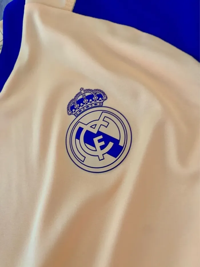 Maillot entraînement réal Madrid - photo numéro 3