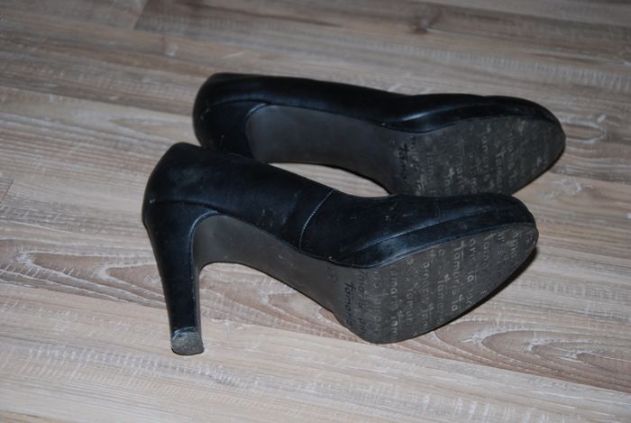chaussures escarpins à talon noir tamaris taille 39 - photo numéro 3