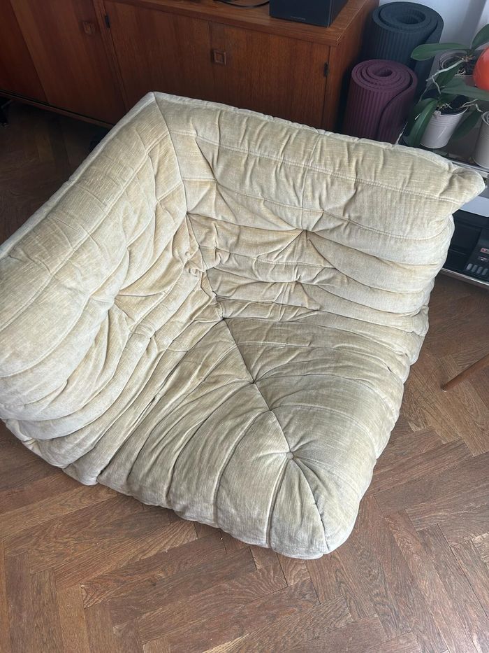 Canapé d’angle TOGO Ligne Roset Michel Ducaroy vintage velours beige 1970 - photo numéro 2