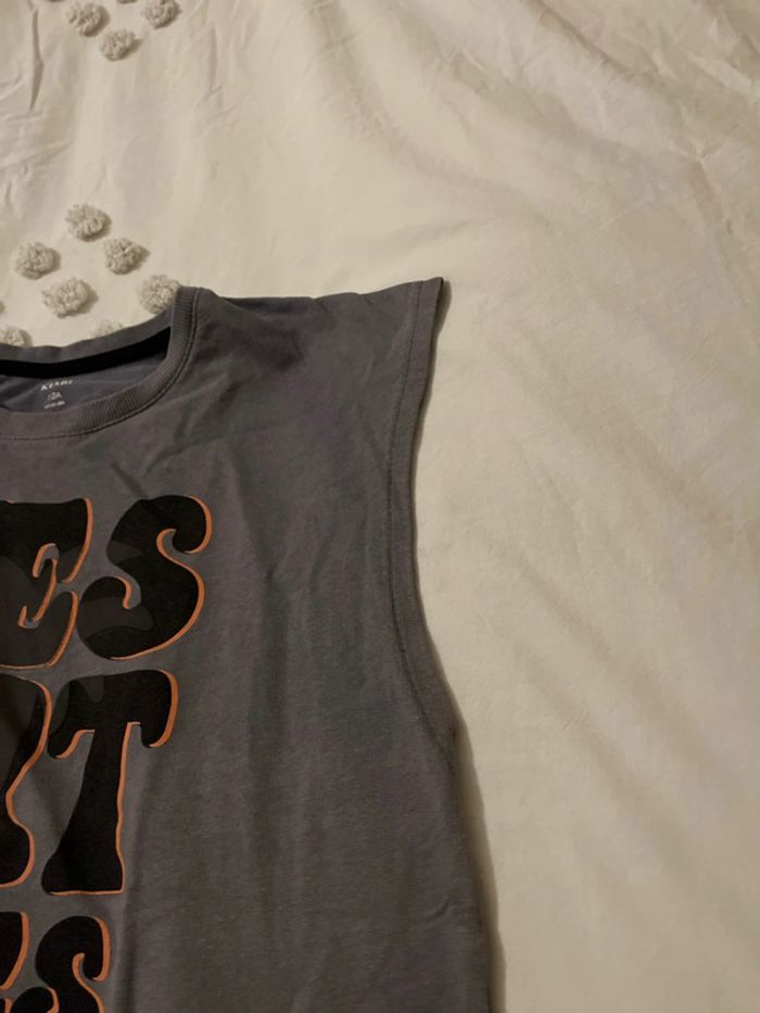 TEE shirt sans manches - photo numéro 3