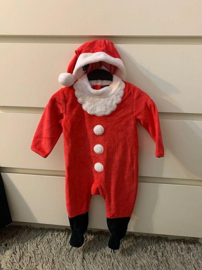 Grenouillère père Noël (taille 6 mois) - photo numéro 2