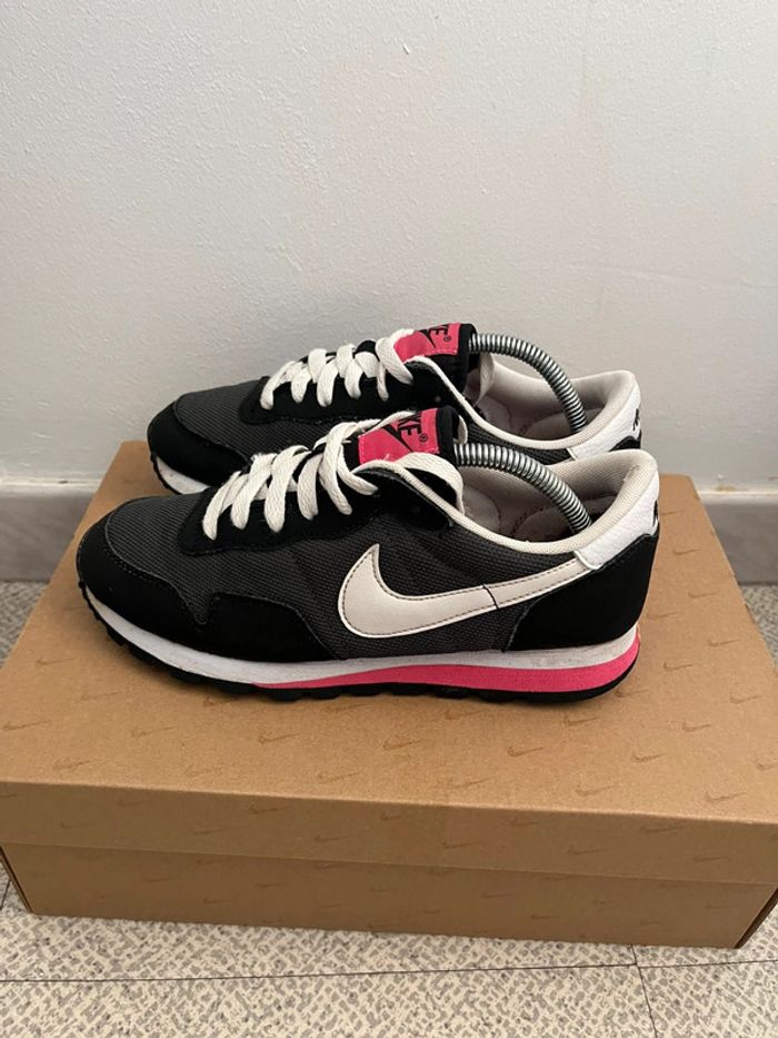 Baskets Nike Pegasus Taille (37.5) - photo numéro 6
