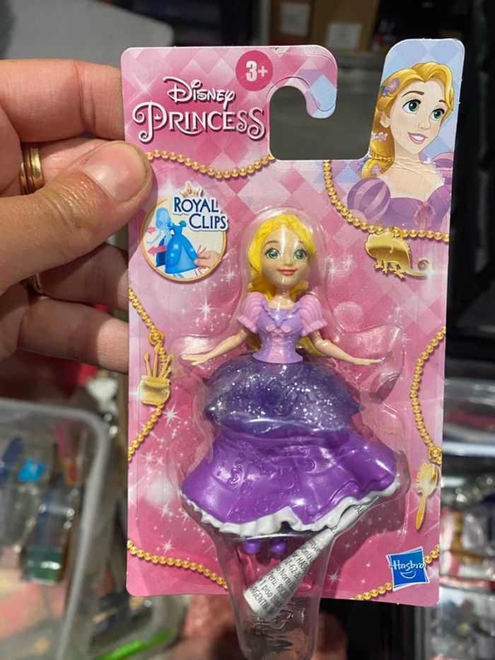 Figurine disney princesse raiponce