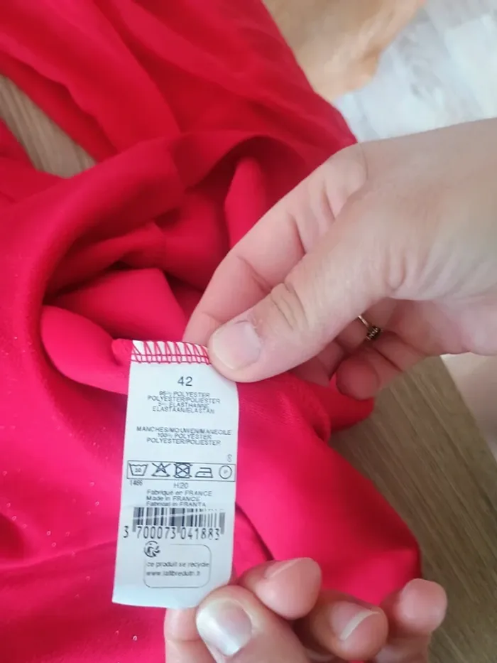 Robe rouge T42 manche en tule - photo numéro 5