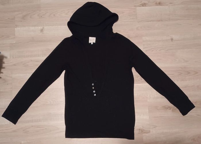 Haut manches longues à capuche