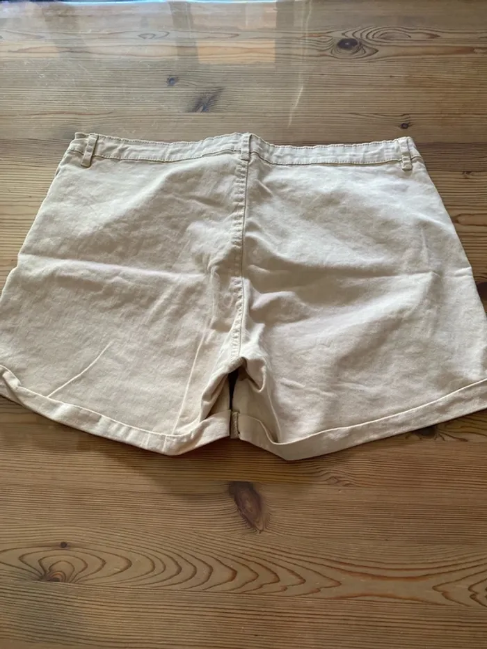 Short femme - photo numéro 2