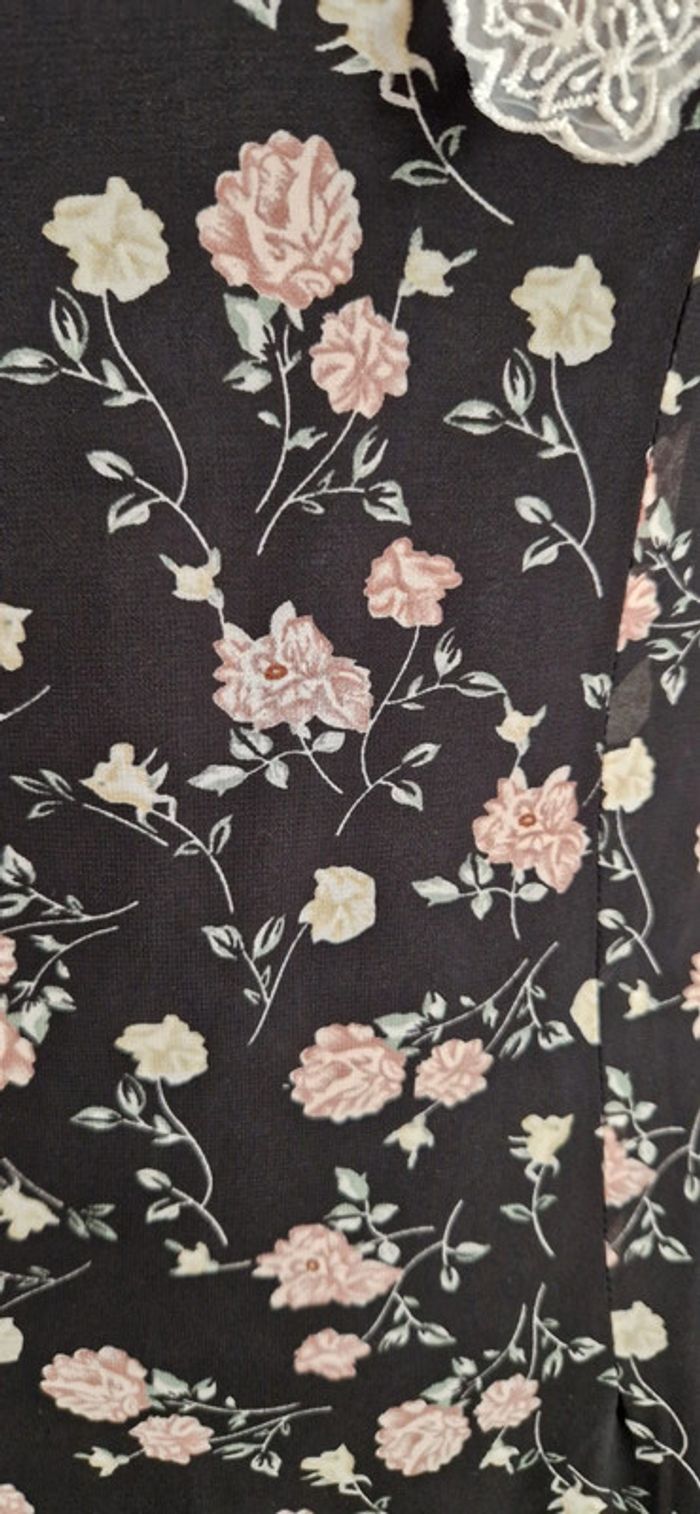 Robe fleur taille S col blanc - photo numéro 2