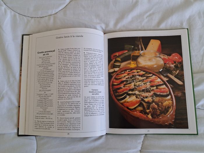Livre de cuisine. - photo numéro 2