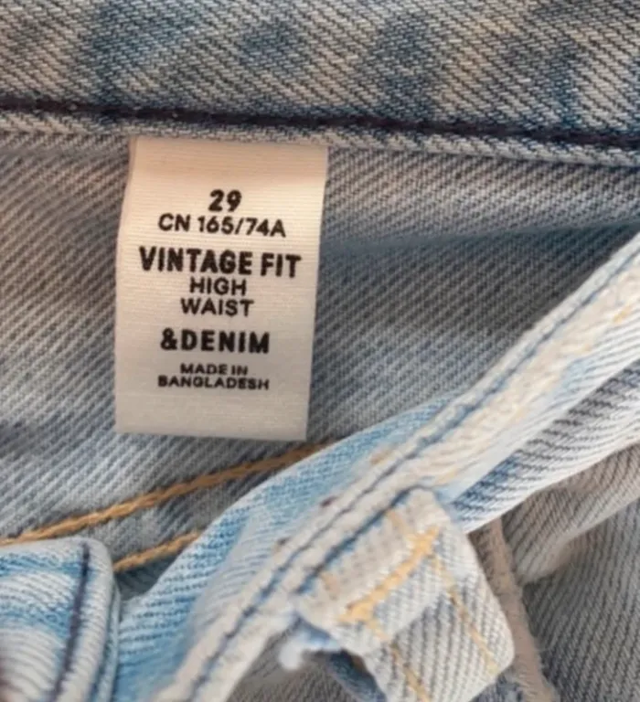 H&M, jean, bleu clair coupe vintage fit  taille US 29/FR38. - photo numéro 2