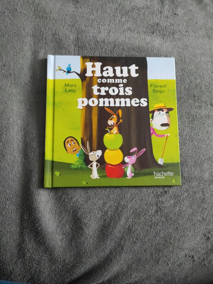 Haut comme trois pommes