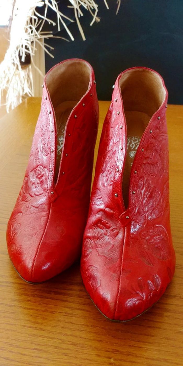 Magnifiques bottines Diesel en cuir rouge - photo numéro 2