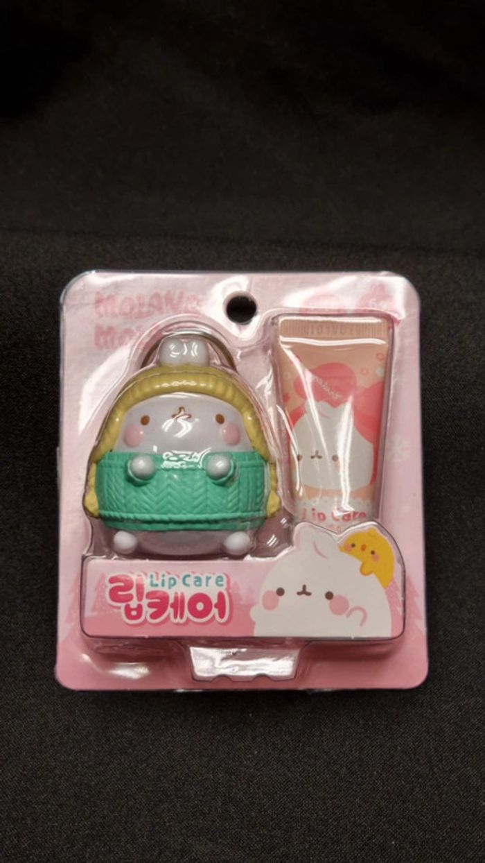 Baume à Lèvre & Figurine Molang – Ultra Rare, New with Tag, K-Beauty Collectible South Korea - photo numéro 6