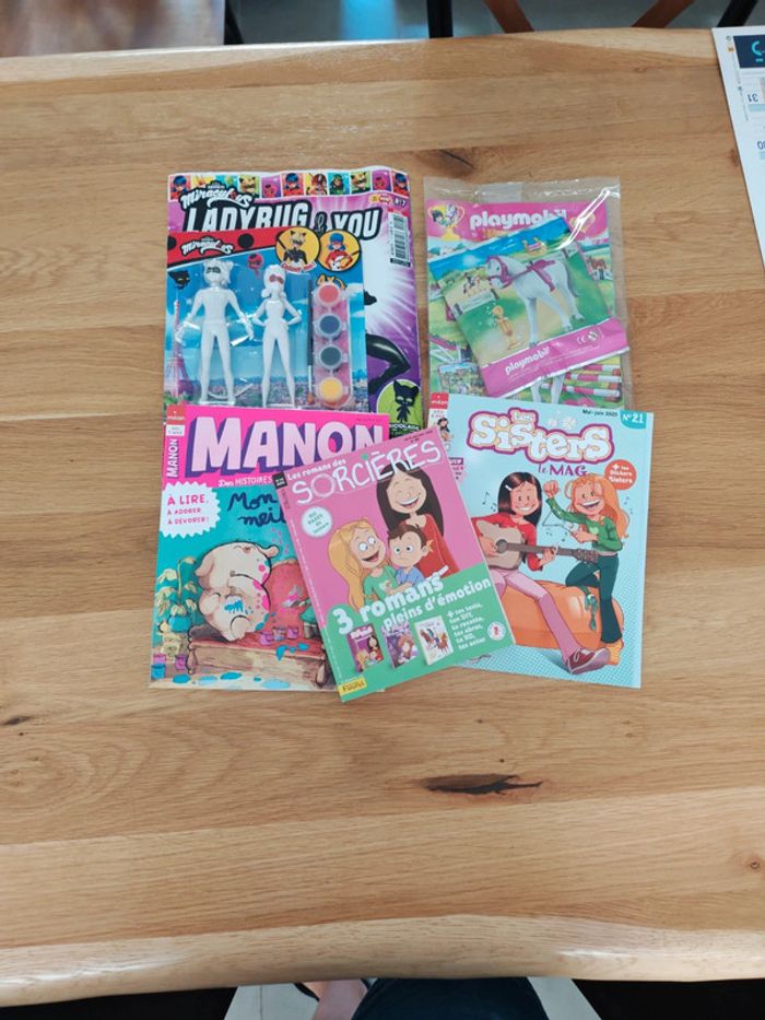 Lot de 5 magazines filles Neufs