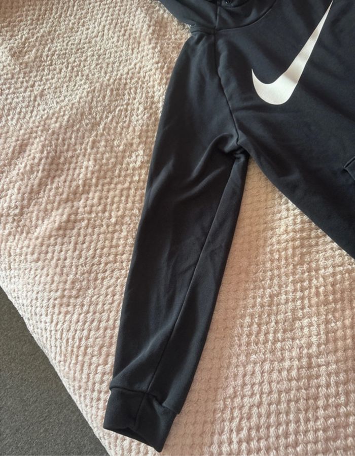 Pull Nike - photo numéro 2