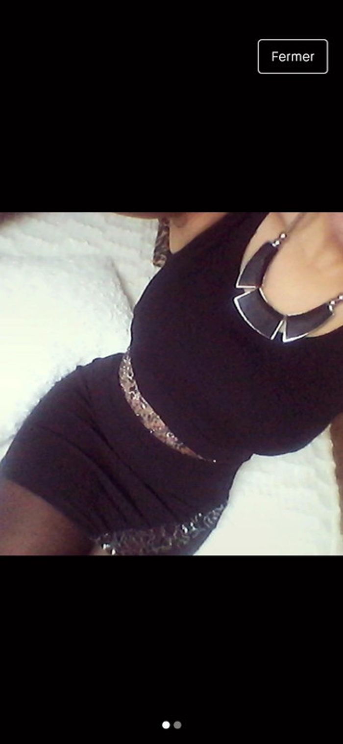 Robe courte noire et brillant - photo numéro 4