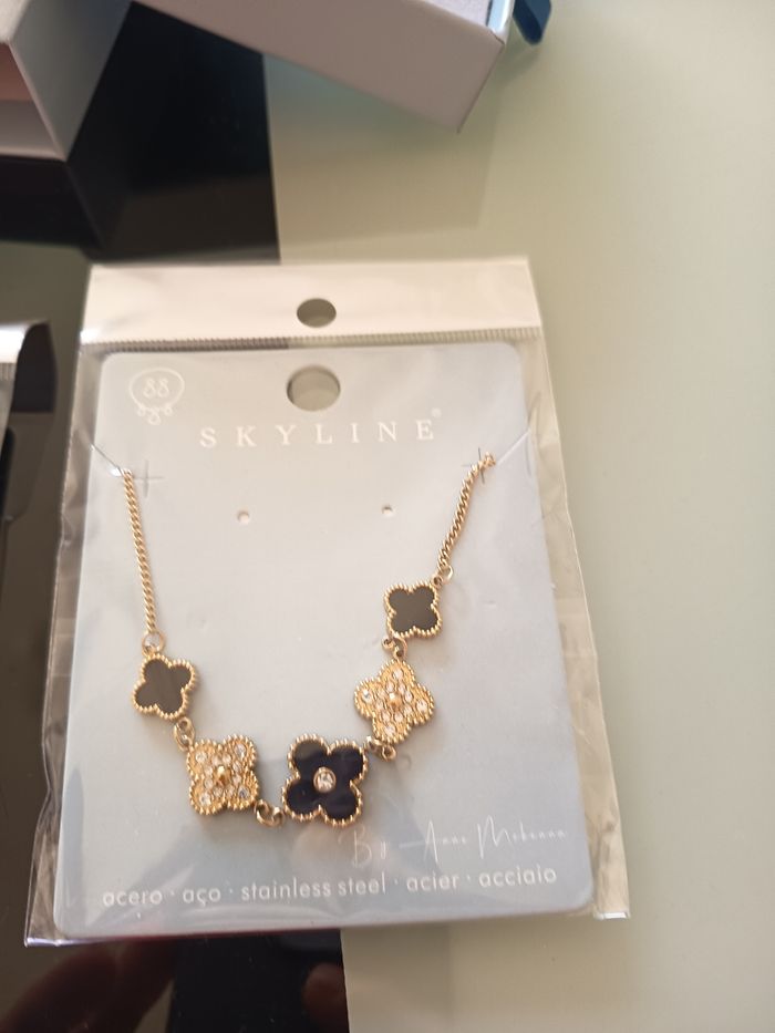 Ensemble collier et boucles d'oreilles - photo numéro 2