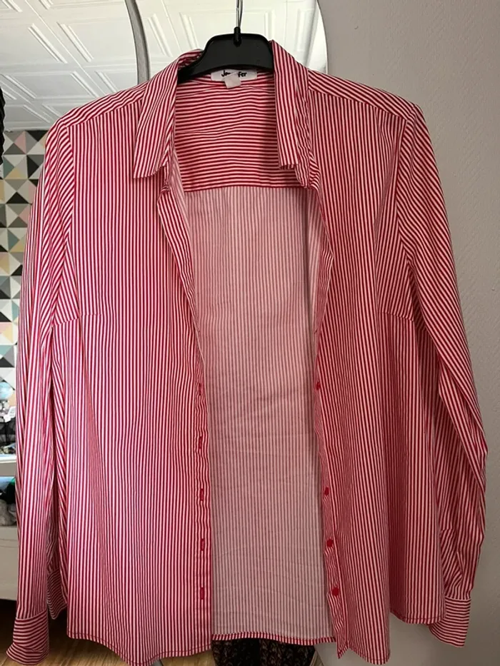 Chemise decolte en V Jennyfer
