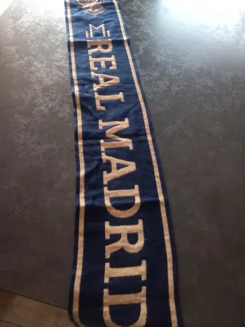 Écharpe real Madrid