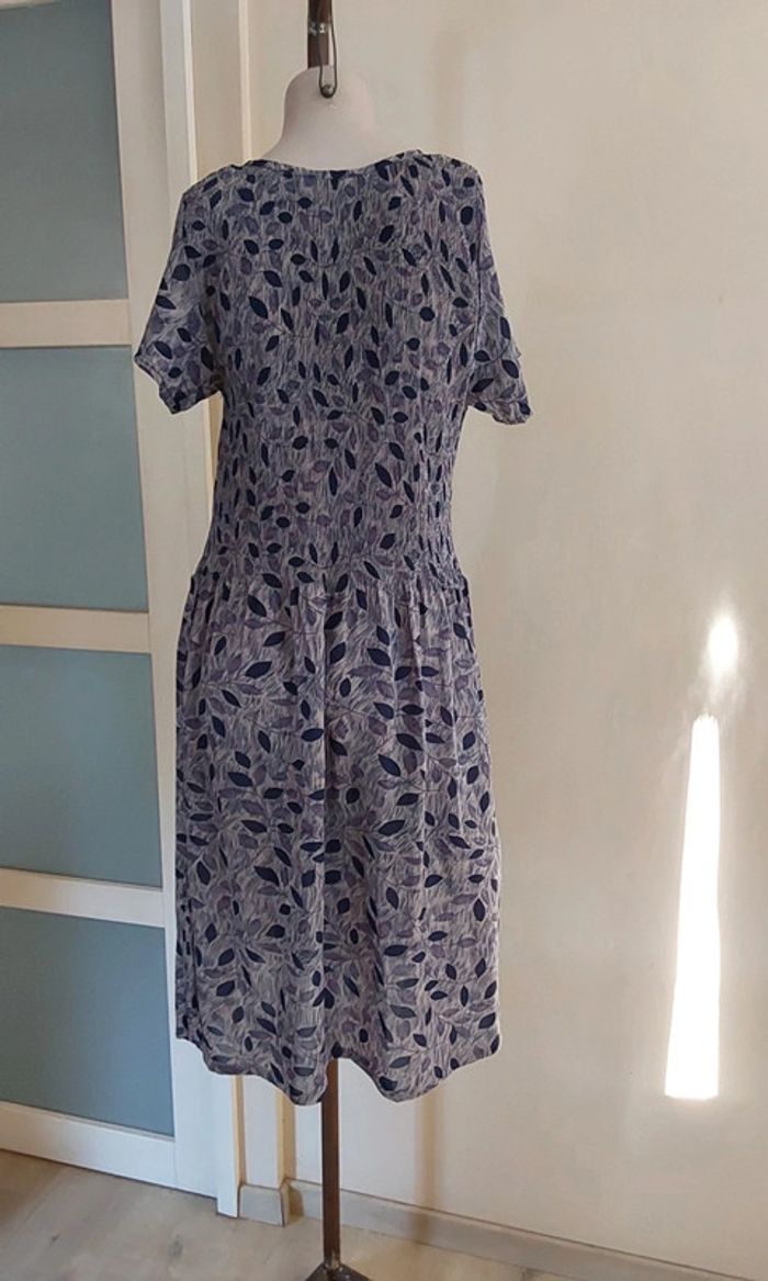 Robe fluide imprimée dans les tons de violet,lila et parme. T 42 - photo numéro 8
