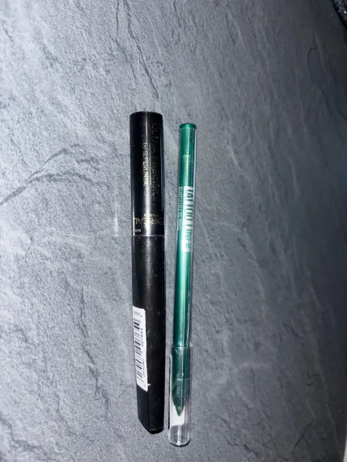 Crayon + eye-liner