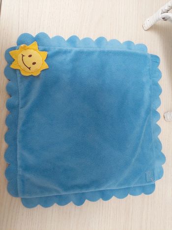 Nicotoy - doudou couverture d'une peluche Mickey