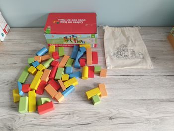 Cube en bois