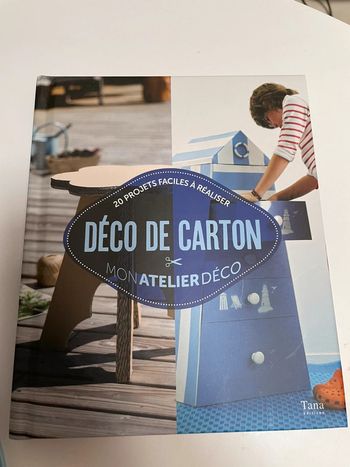 Livre Neuf idée déco carton