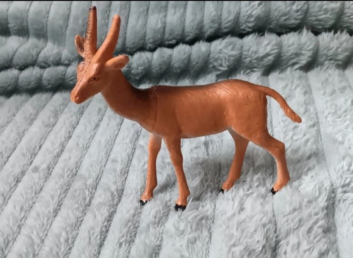 Figurine antilope 11cm