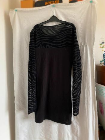 Robe noir
