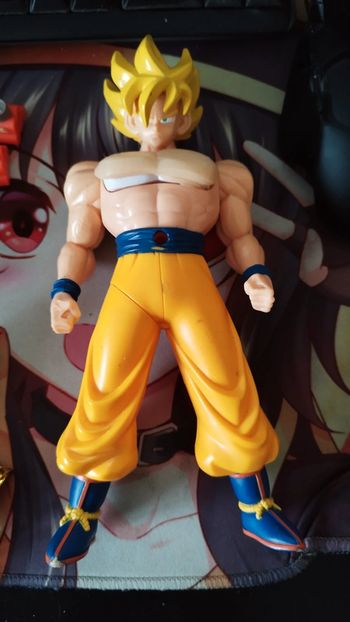 Grande Figurine Dragon Ball Z Goku DBZ figure jouet