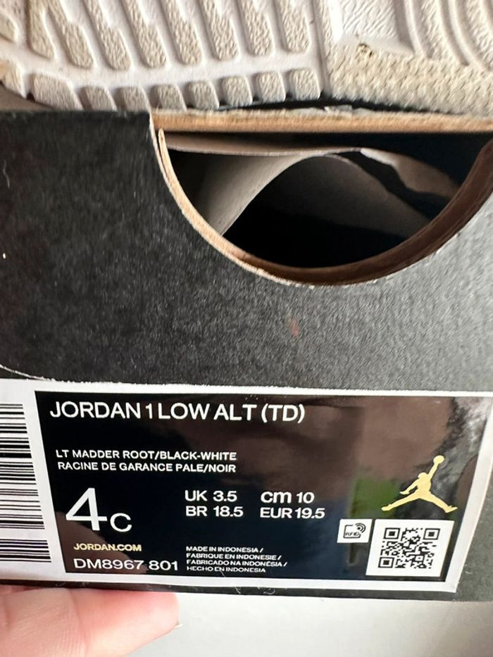 Basket Jordan 1 - photo numéro 6