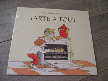 livre ecole des loisirs tarte à tout