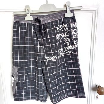 Bermuda short de bain T. 12 ans