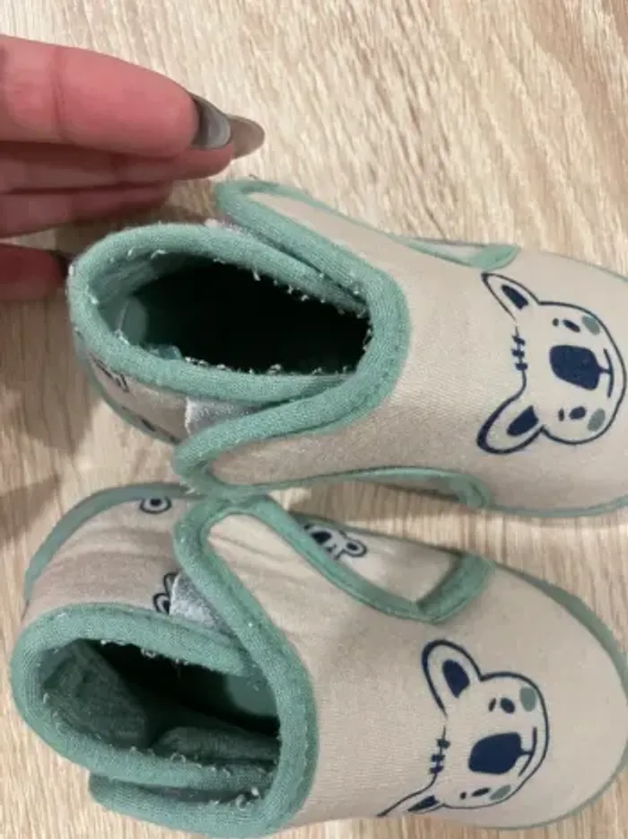 Chaussons bebe - photo numéro 2