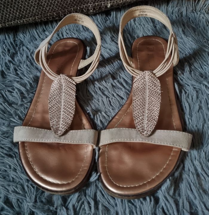 Sandales beige avec strass 40 - photo numéro 3