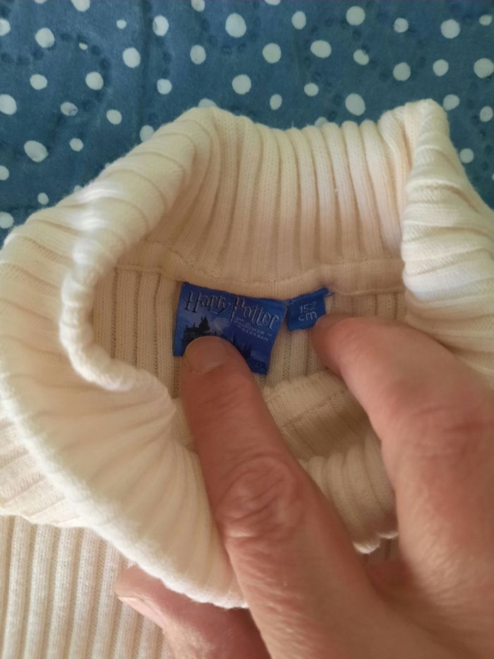 Vends pull fille col roule - photo numéro 4